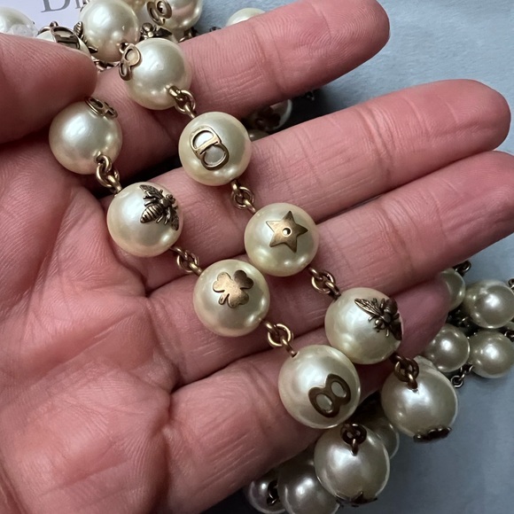 Dior necklace - Picture 3 of 3